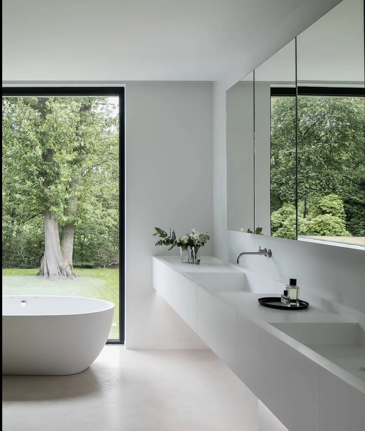 Thiết kế nội thất phòng tắm phong cách tối giản