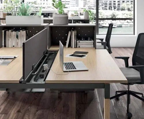 Bàn nâng hạ thông minh - giải pháp cho sức khỏe nhân viên văn phòng