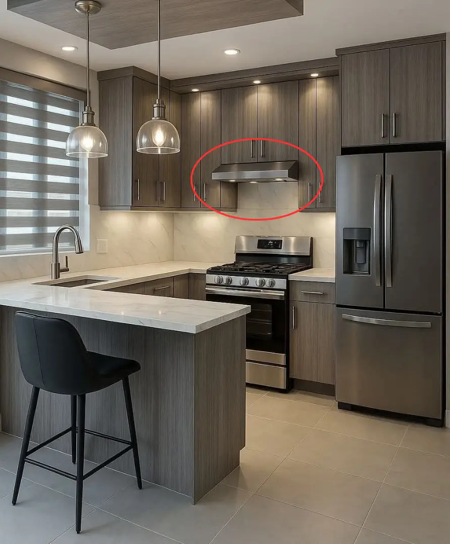 Hệ thống hút mùi phía trên khu vực bếp nấu